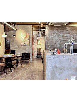 《大名》【simple】×【遊びゴコロ】キメすぎないカジュアルさがかっこよく、可愛いStyle―。