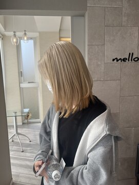 メロウバイケンジ(mellow by KENJE) ダブルカラー/ブリーチカラー/ベージュ