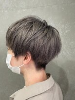 カルフール 草加本店(Carrefour) シルバーベージュ,メンズヘア,刈り上げ,マッシュショート,韓国風