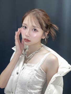 ロムーク 表参道(LOMKH) 小顔ロングレイヤーカット顔周り冬グレージュカラー透明感カラー