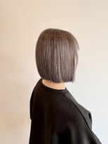 ペスカケイクリエイティブ(PESCA K-CREATIVE)&nbsp;透け感グレージュ×コンパクトボブ