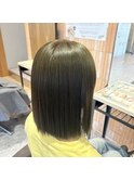 オリーブブラウン