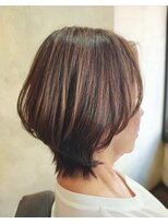 エルアール コウベ(LR KOBE)&nbsp;超高濃度水素ケアカラー立体ショートボブ　【40代50代60代】