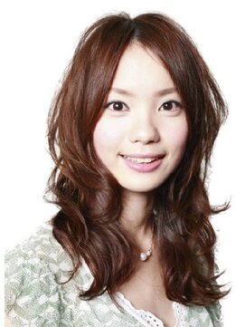 ビューティースペースラルジュヘアー(Beauty Space Large hair) 大人フェミニンカール