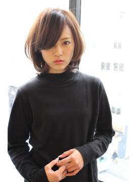 レウナ 外苑前(Reuna) 大人可愛い・ひし形ミディアムスタイル【外苑前・青山・表参道】