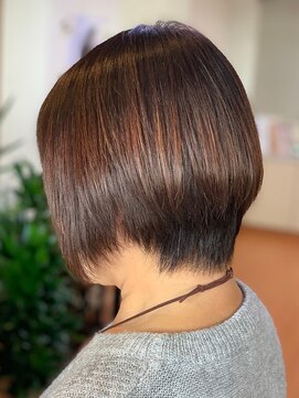 アークスヘアー 大人かわいい☆小顔リップライン丸みショート