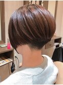 【Luccica】刈り上げ前下がりショート