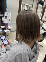 ステララヴェスト(Stella L'ovest) ミルクティーカラー