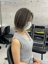 イキ 表参道(iki omotesando)&nbsp;モード/無造作ウェーブ/大人ガーリー[表参道駅]