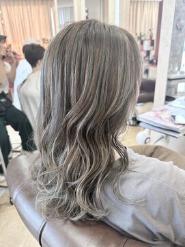 スーペリオル(Superior) ハイライト/ケアブリーチ/トリートメント/外国人風