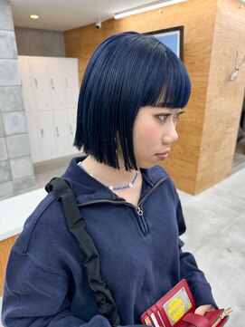 トゥコ(tuco) ぷつっとボブ　ぷつっと　ぷつっと前髪　ネイビーブルー