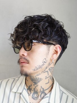 フィフス 渋谷(fifth) スペインカールスパイラルパーマ刈り上げフェード19時以降渋谷