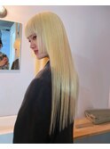 ホワイトブロンド/ワイドバング/似合わせカットフェミニンロング