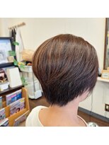 アット(atto)&nbsp;襟足スッキリショートボブ