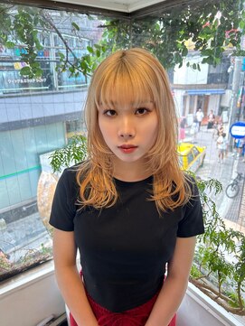 キイ 原宿 表参道(K.e.y) シャギーレイヤー／ホワイトブロンド／ダブルカラー