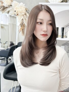 ジィルム 高崎西口店(XELM) レイヤーカットミルクティーベージュケアブリーチダブルカラー