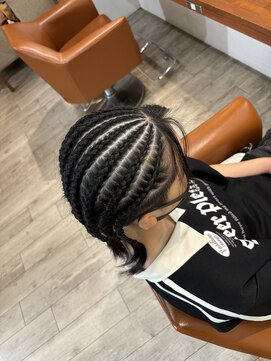 ドゥニカ(donica) コーンロウ