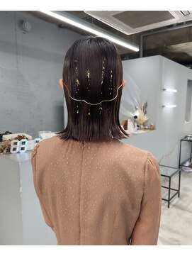 ノード(NODO) タイトボブの金箔アレンジ