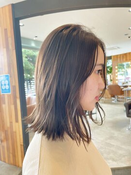 ヘアラウンジ アングゥ(hair lounge ungu) カーキベージュ
