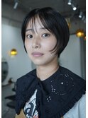 ショートボブ