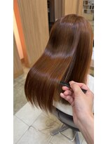 ウラン 元町店(Urun)&nbsp;髪質改善ストレート【髪質改善トリートメント/縮毛矯正】