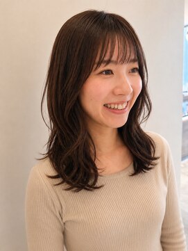 チーモ ハッピー ヘア メイク(CheeMo happy hair make) 女性らしいミディアムウェーブスタイル