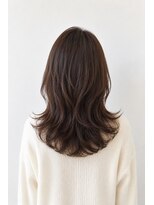 ベルス(bellus)&nbsp;前髪なし×華やかロングレイヤー　20代　30代　40代