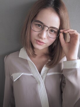 コス(kos) スモーキー&クリーミーなダブルカラー