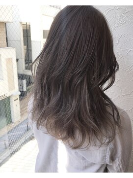 フレアジェネラス(FLEAR generous) 【ナチュラルグラデーション×ヴェールウェーブ】柳本麻守