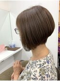 前下がりボブ