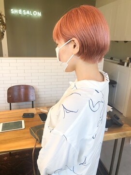 シエサロン(SHE SALON) ショート、ピンクベージュ