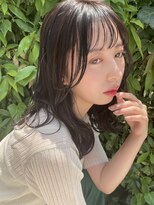 フィーカ(fika) 【fika】ツヤ感と透け感が可愛いパールグレージュmidy