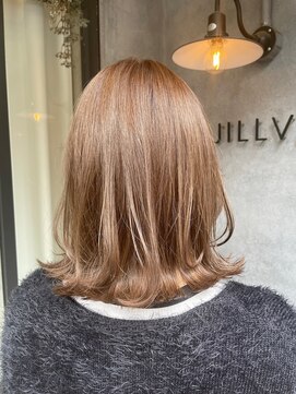 ナンバー ジルバ 立川(N° jillva) ゆるふわミディ/艶カラー