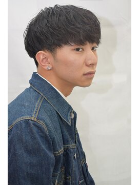 ルックグッドストア(LOOK GOOD STORE) マッシュ ショート 束感 刈り上げショート ナチュラル 三宮