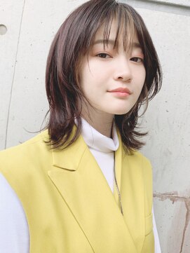 テテ(tete.) くびれミディアムウルフレイヤー