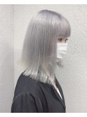 シルバーホワイトシアーカラーブリーチ外はねカール成増大山