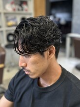 クワトロレオーネ 大阪梅田茶屋町(QUATTRO LEONE) フェザーパーマ