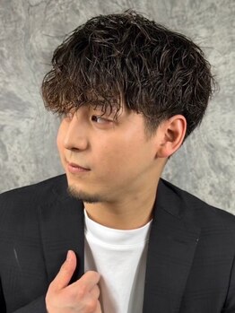 ヒロギンザバーバーショップ 丸の内店(HIRO GINZA BARBER SHOP)の写真/【国内外43店舗/個室】パーマならHIRO GINZA BARBER SHOP*貴方に似合うをご提案*[丸の内/東京/大手町]