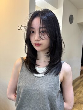 コート 表参道(Cote) 美髪ひし形レイヤーミディアムワンカールレイヤーグレージュ