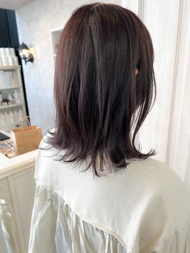 福山Caary20代30代40代髪質改善ストレート小顔補正立体カット