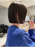 ストレートボブ×ツヤカラー