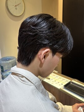 アルム オモテサンドウ(ALLM omotesando) 韓国風カルマパーマ メンズ韓国ヘア メンズカット 原宿 表参道