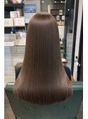 フォギーグレージュ