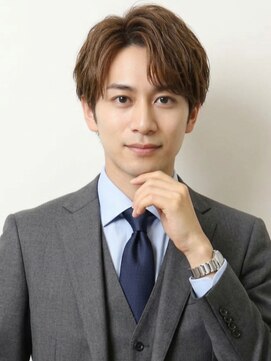 ヨシザワインク プレミアム 横浜 桜木町店(YOSHIZAWA Inc. PREMIUM) 好印象ツイスパ縦落ちメンズパーマゆるめパーマセンターパート