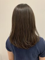 エスカーラ 表参道(THE ESCALA)&nbsp;アッシュベージュ＆髪質改善トリートメント【タビラマユミ】