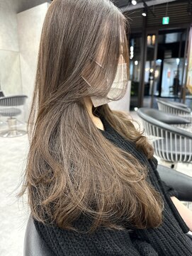 シティ(CITY) 顔まわりレイヤー レイヤーカット 韓国風 井坂