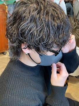 キャンバス バイ ネオリーブ 横浜西口(Canvas by neo.) 波巻きパーマ 波巻きウルフ ツーブロック 横浜