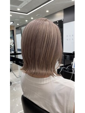 ハルキミナトジャパン センダイ(HARUKI MINATO japan SENDAI) 外はねハイトーンボブ