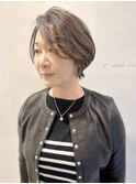 【LatelierContent yumi】40.50.60代のグレージュショートボブ