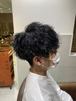 リボーン ビューティー リゾート 松戸店(re-born Beauty Resort) ベリーショートカルマパーマウルフアッシュブラック